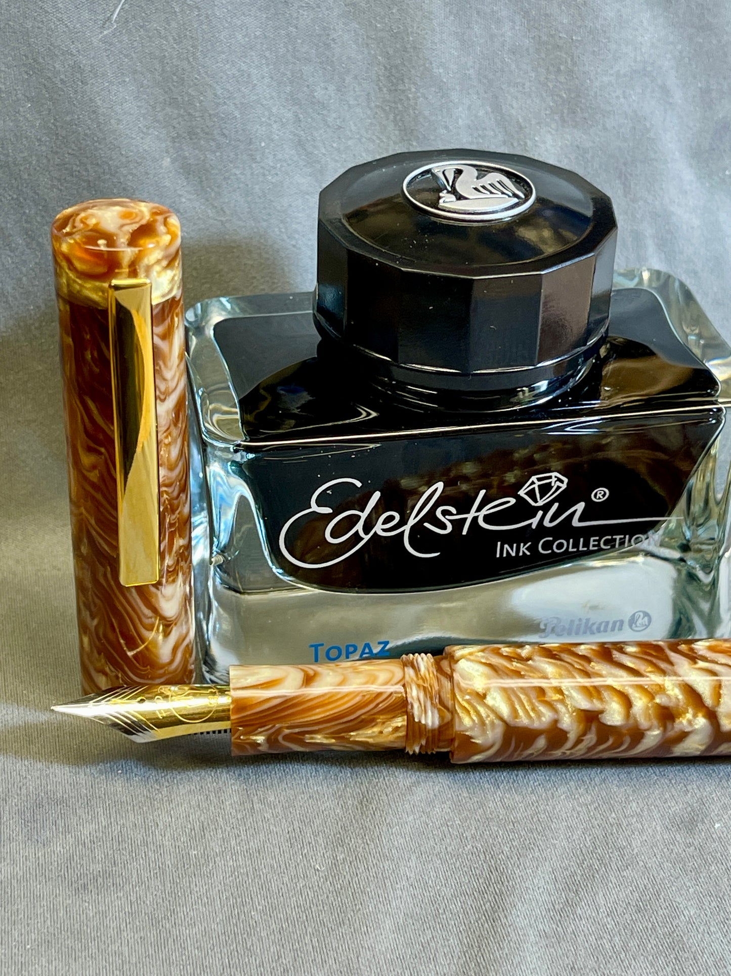 Crème Brûlée Pen with clip