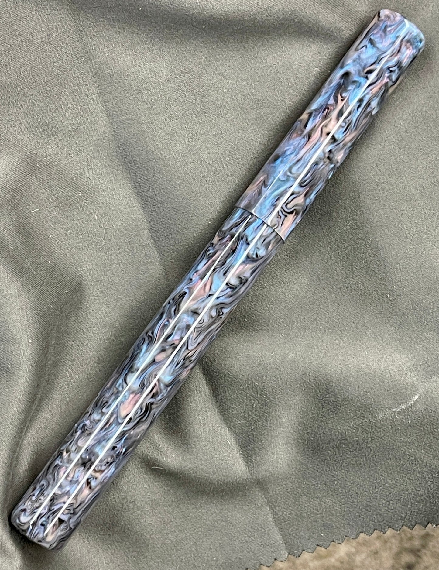 Z - Abalone X2-RB Fountain Pen (Mercy)
