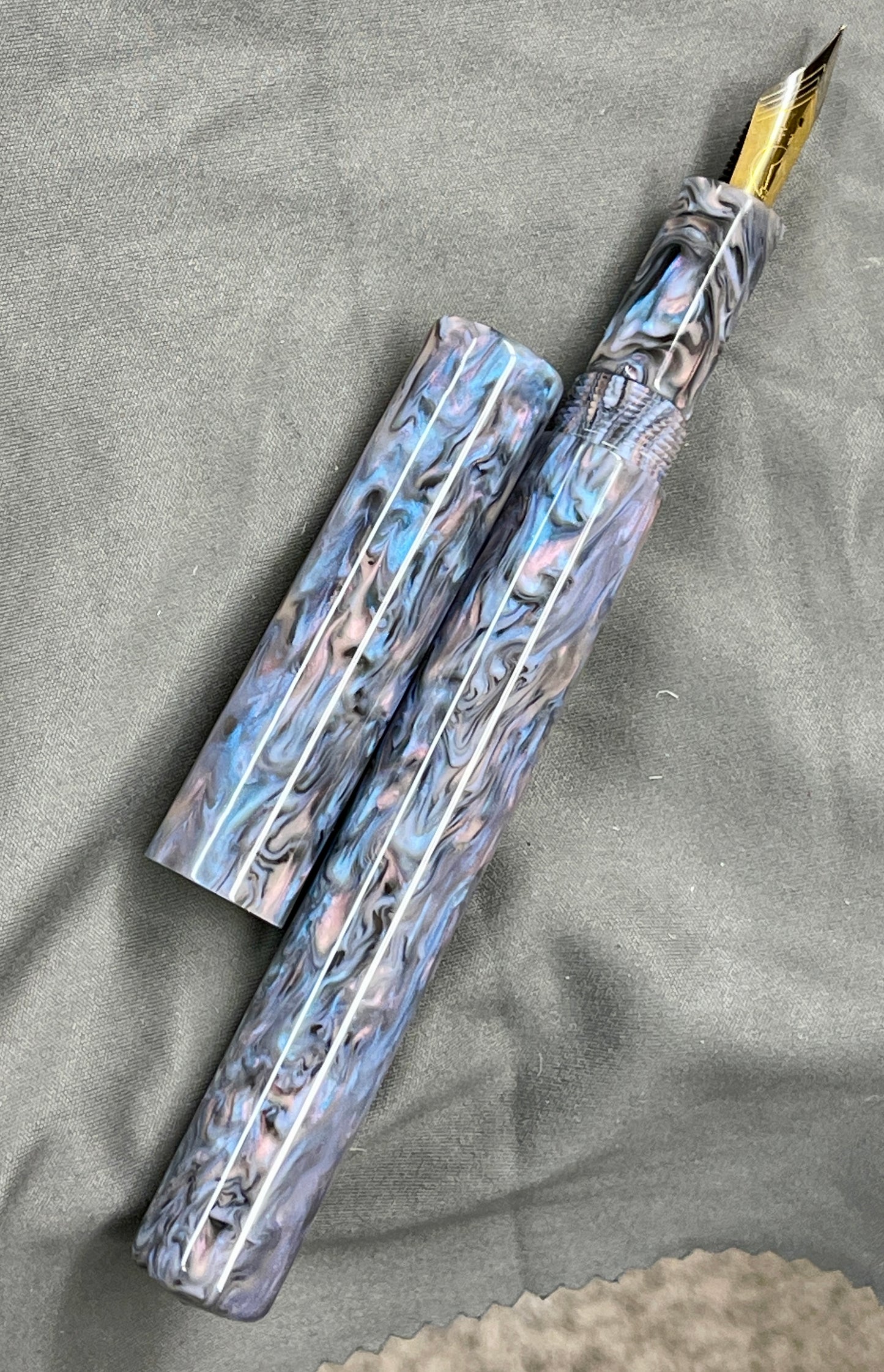 Z - Abalone X2-RB Fountain Pen (Mercy)
