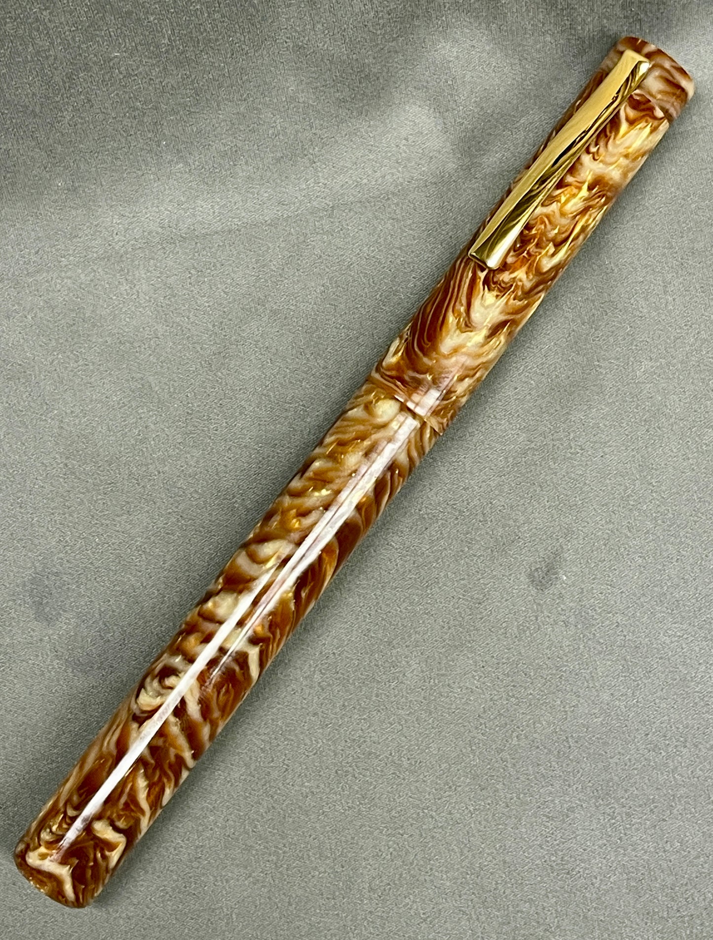 Crème Brûlée Pen with clip