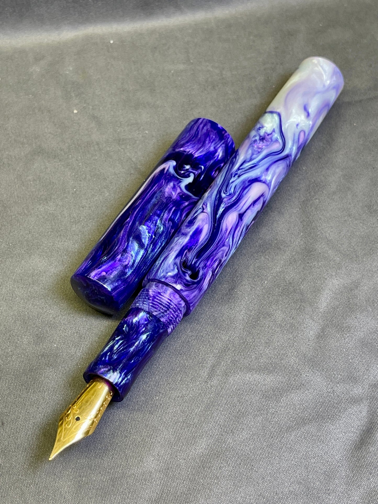 Z - Indigo Abalone Fountain Pen (Toni)