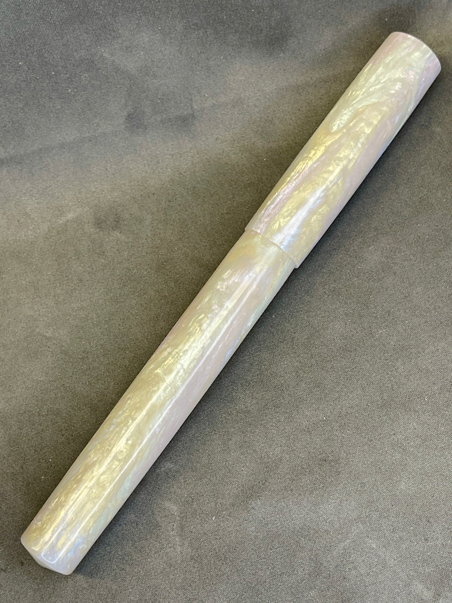 Z - Opaline Fountain Pen (Pattie)
