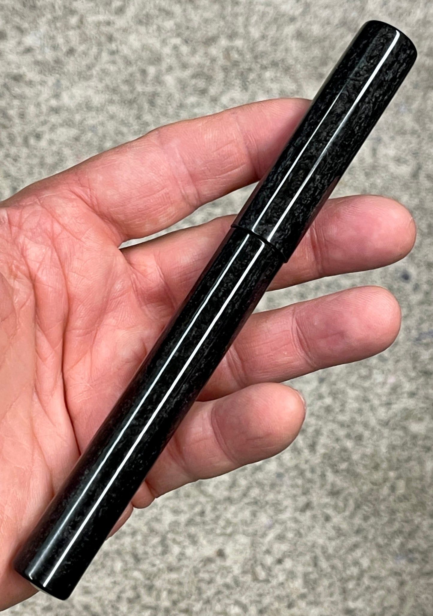 Z - Black Tux Pearl Fountain Pen