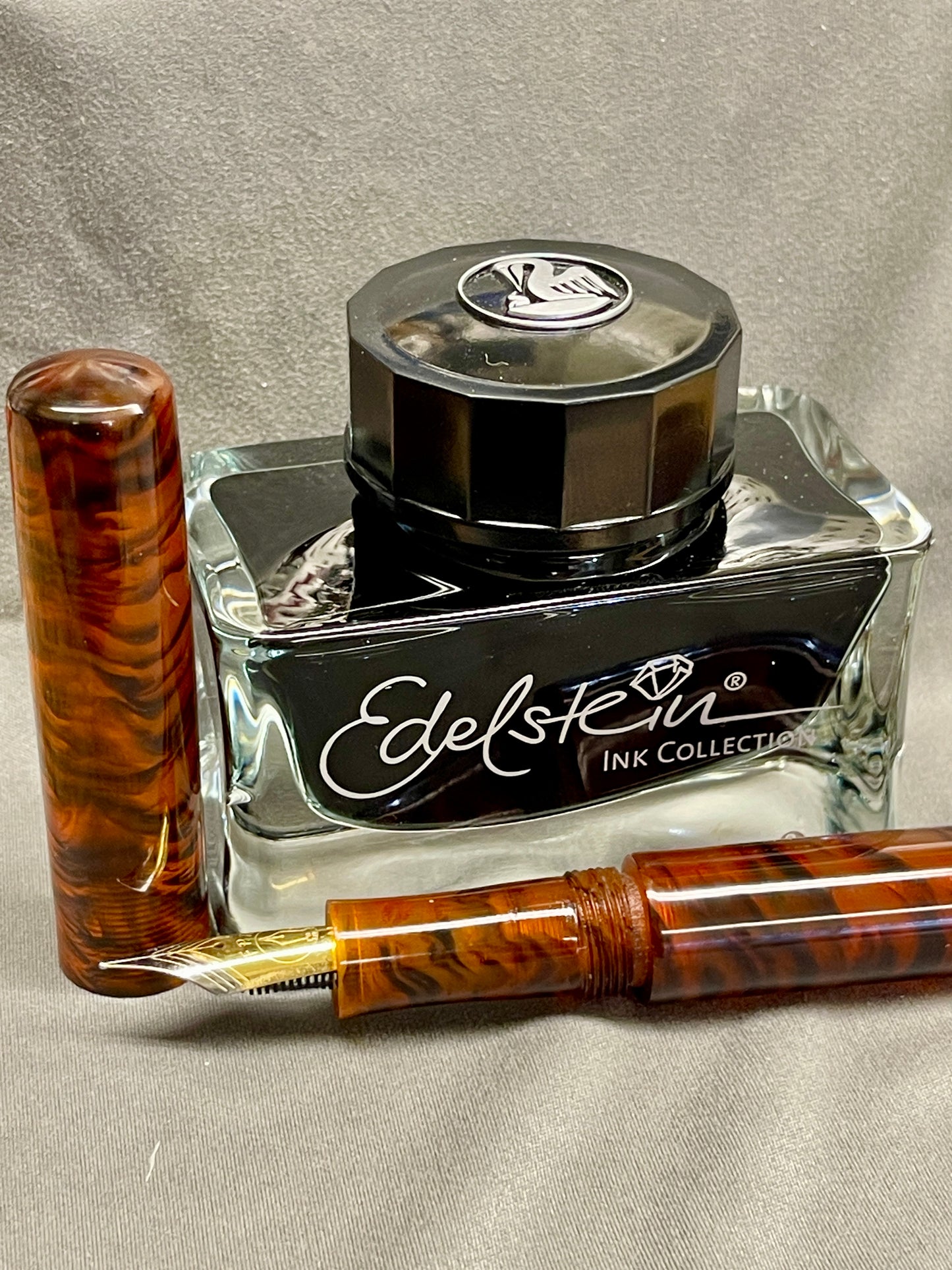 Z - Tortoise Shell Pen (Jillian)