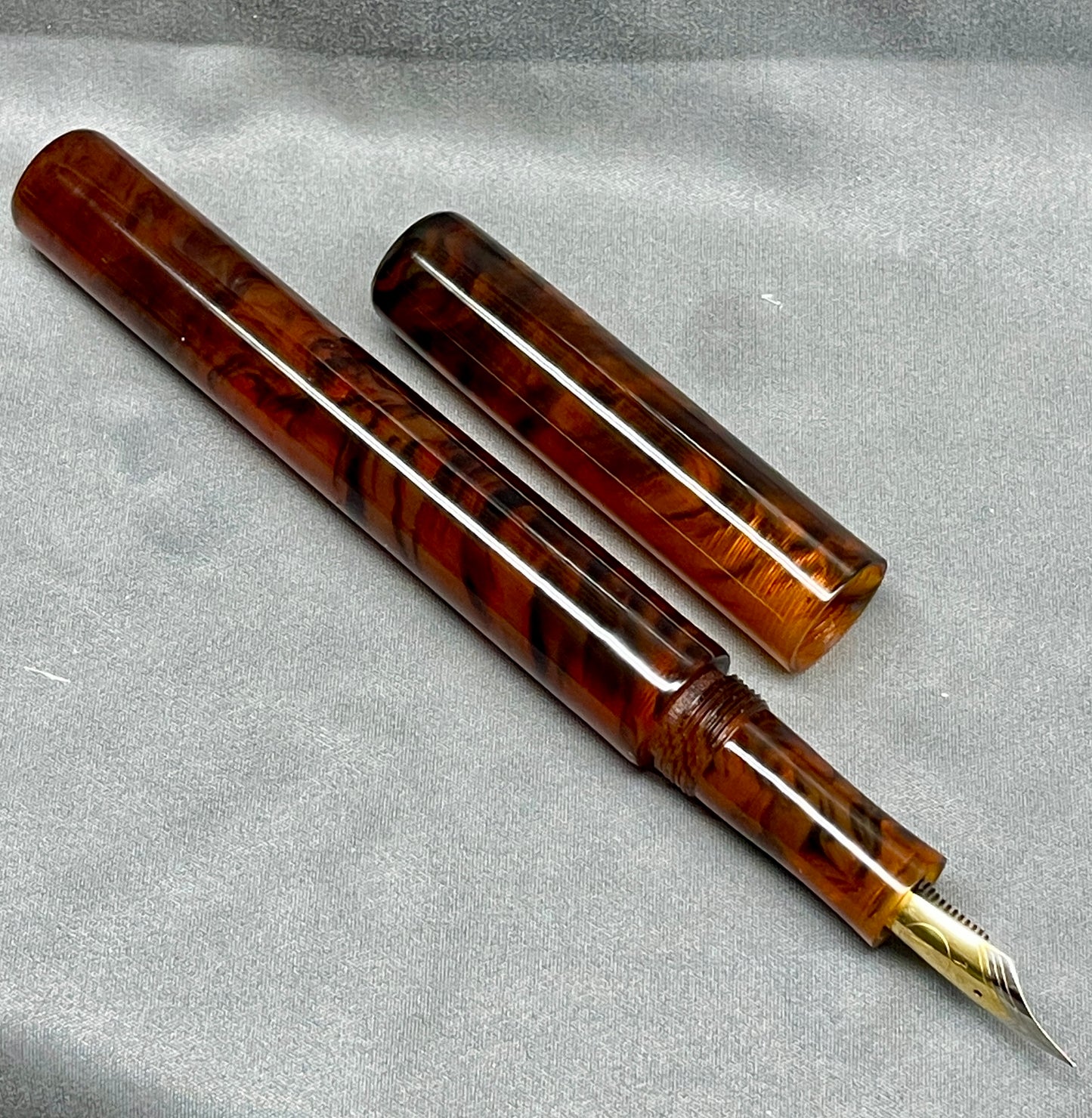 Z - Tortoise Shell Pen (Jillian)