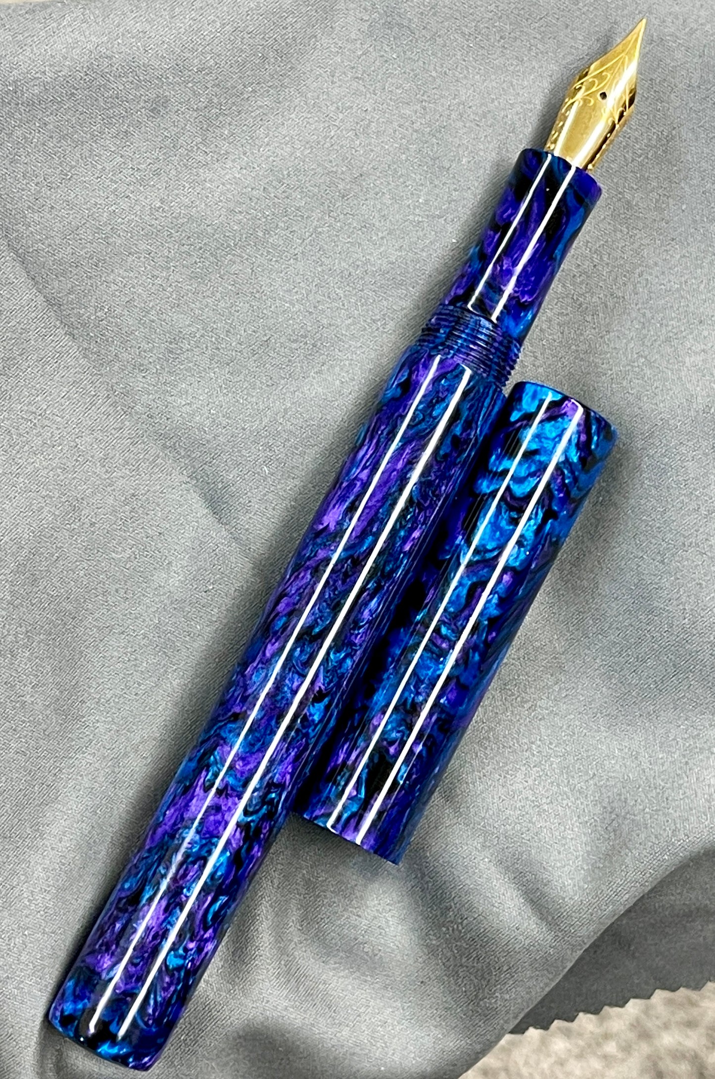 Z - Sky Blue Turquoise & Violet Pen (Kellie)