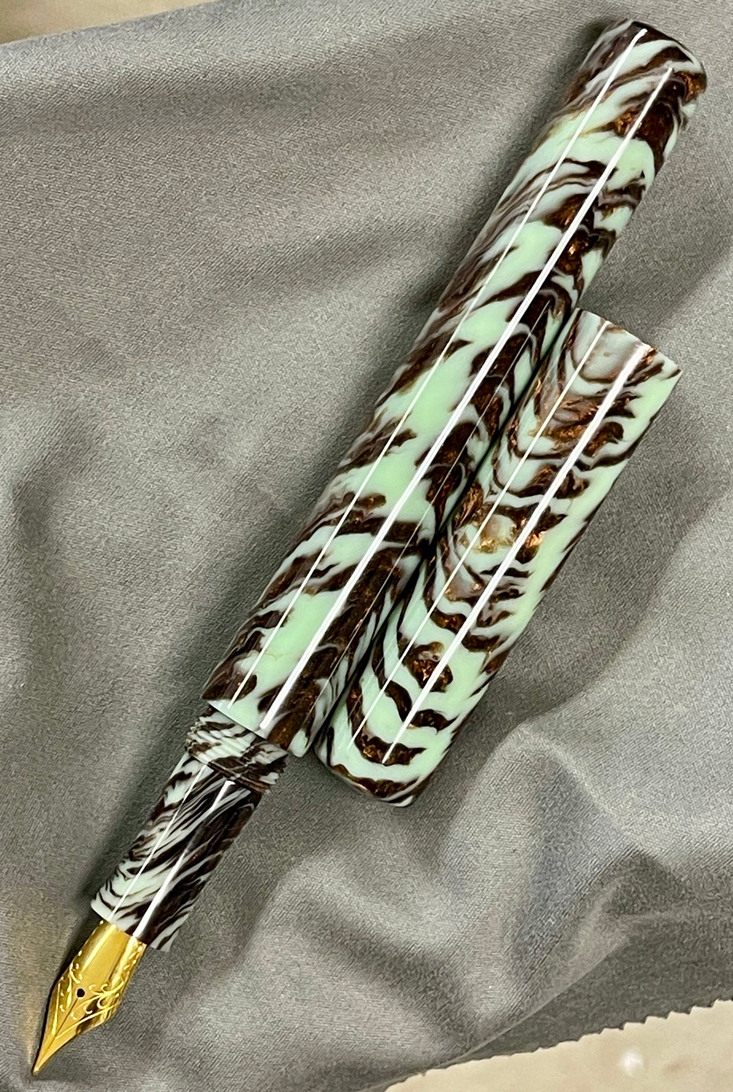 Tiger Mint Pen