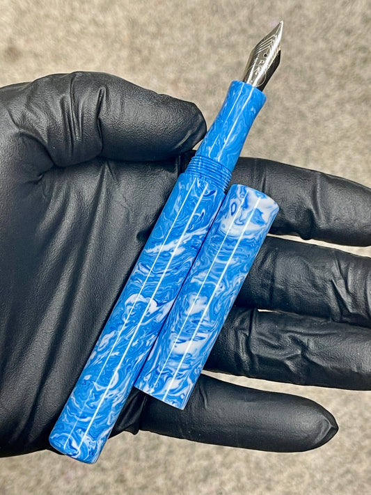 Z - Riptide Blue Fountain Pen (Melissa)