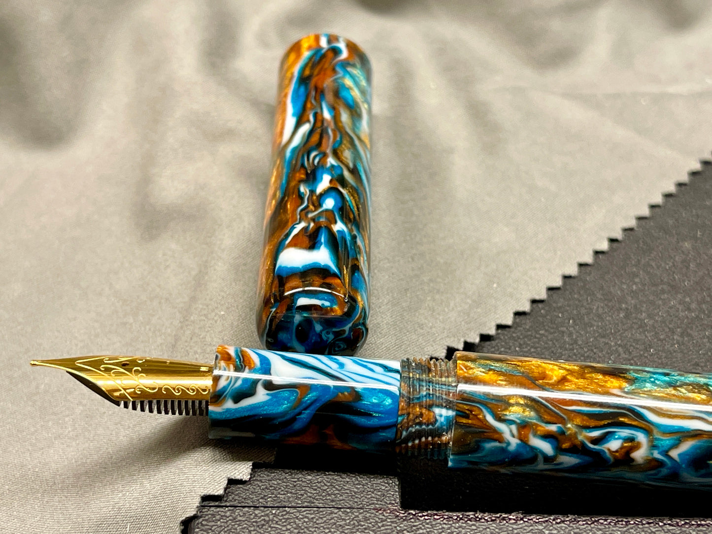 Z - Blue Suburban Skies Fountain Pen (Andrea)