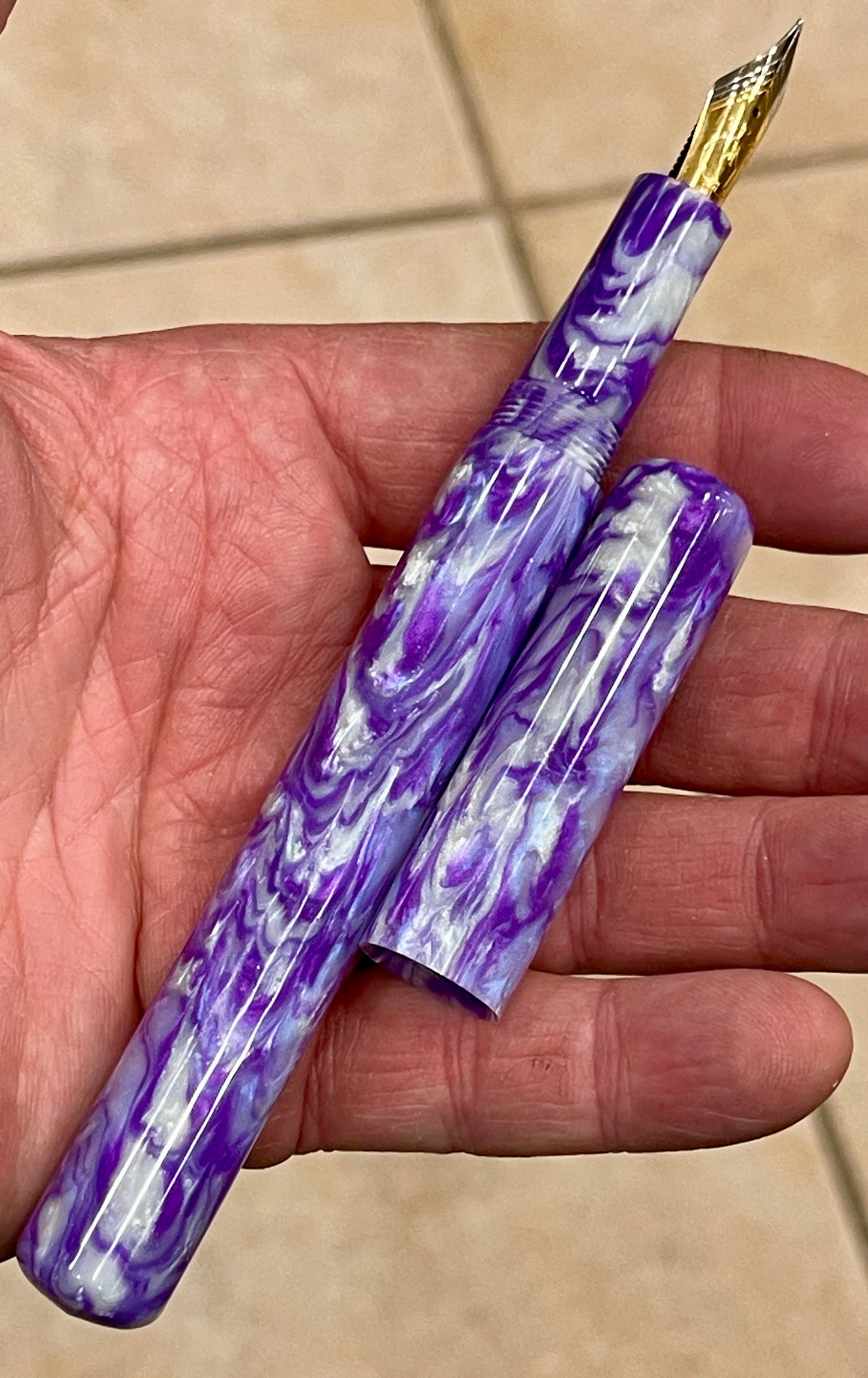 Z - Twisted Purple Abalone Fountain Pen