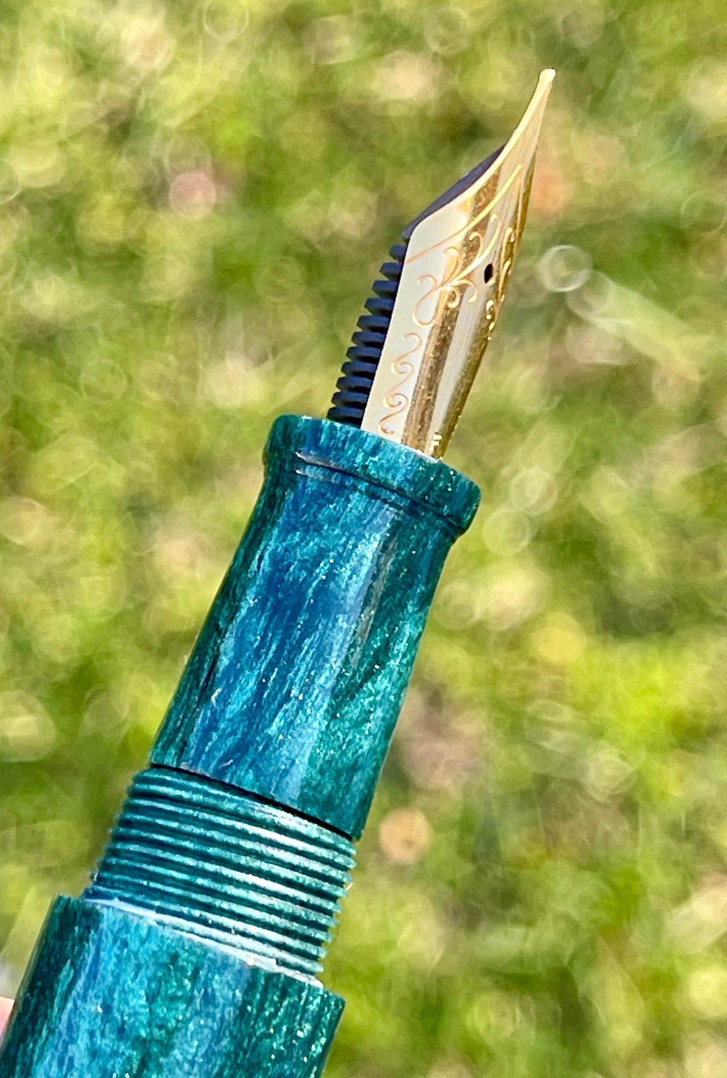 Z - Spruce Green Pearl Fountain Pen (Delphine)