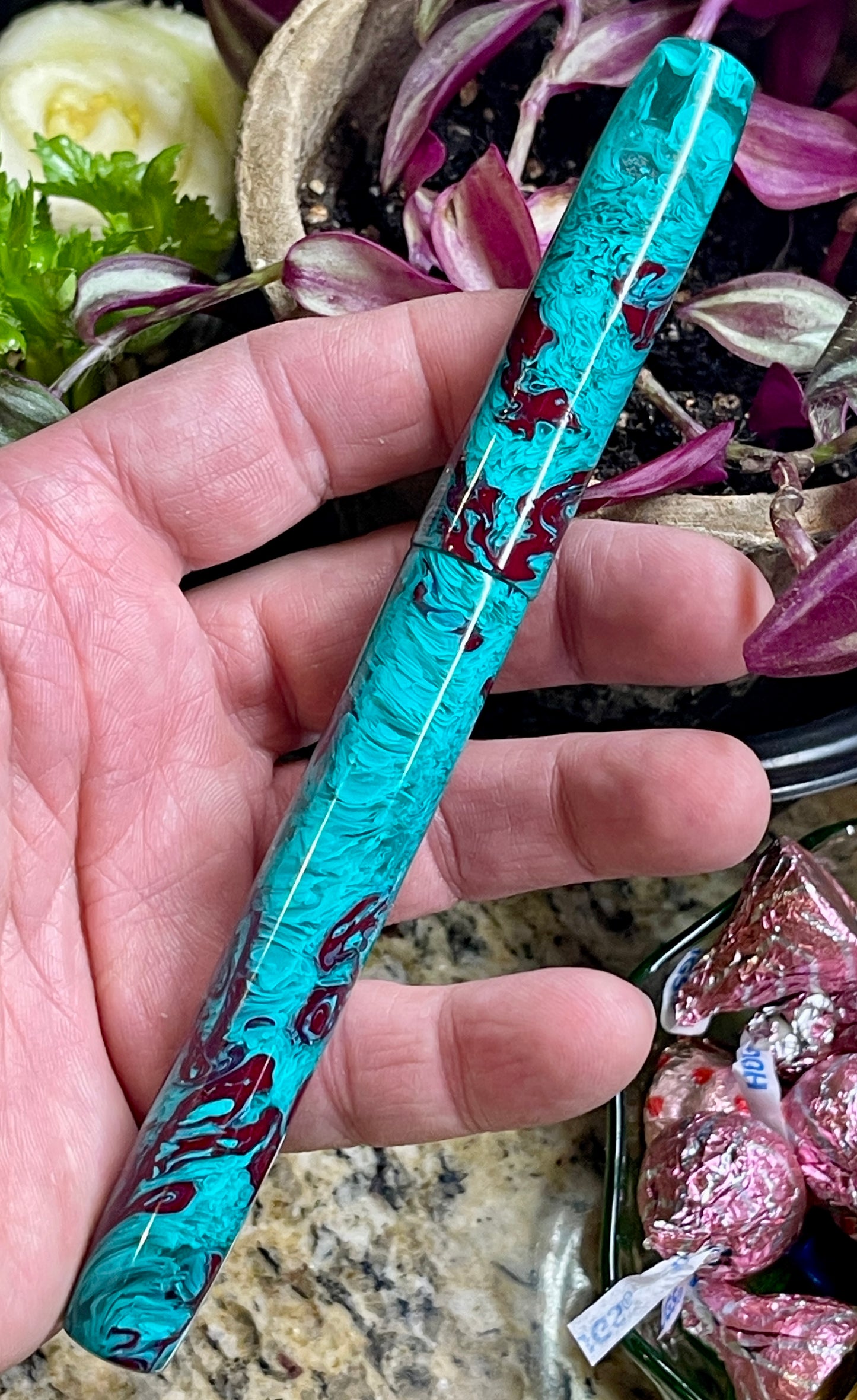 Z - Conch Aqua and Red Wine Fountain Pen (Ivy)