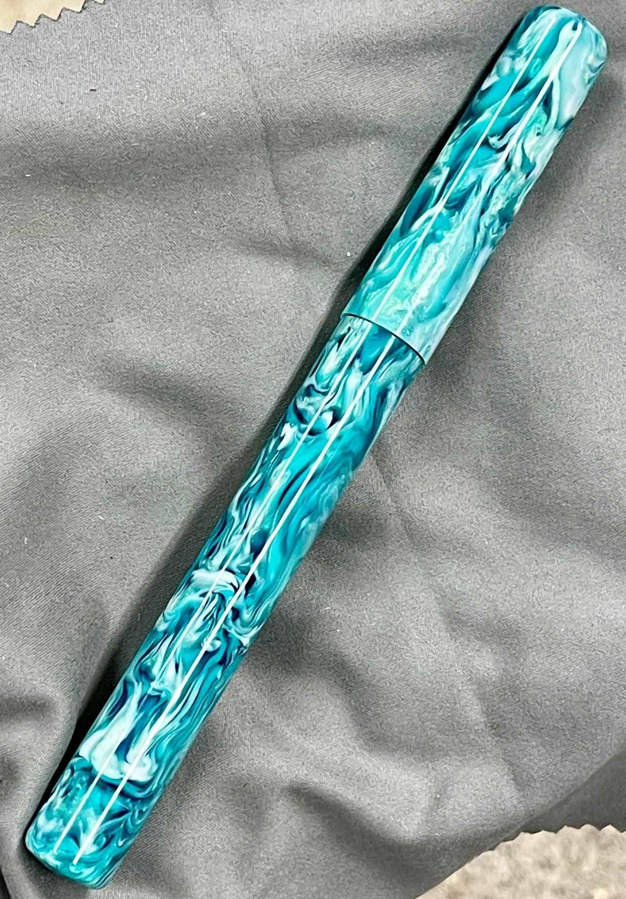 Z - Champagne Supernova Pen