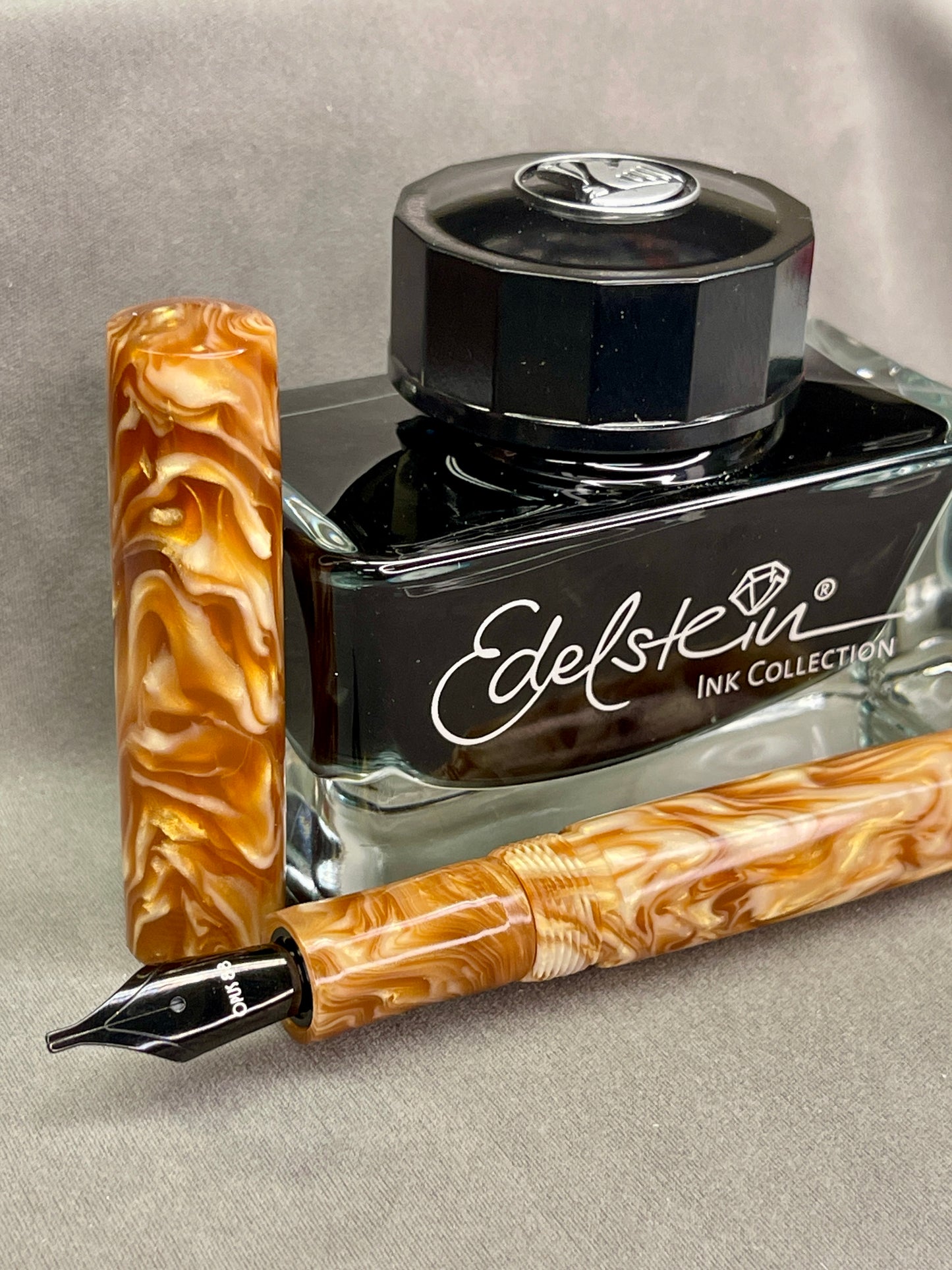 Crème Brûlée Mia Petite Fountain Pen