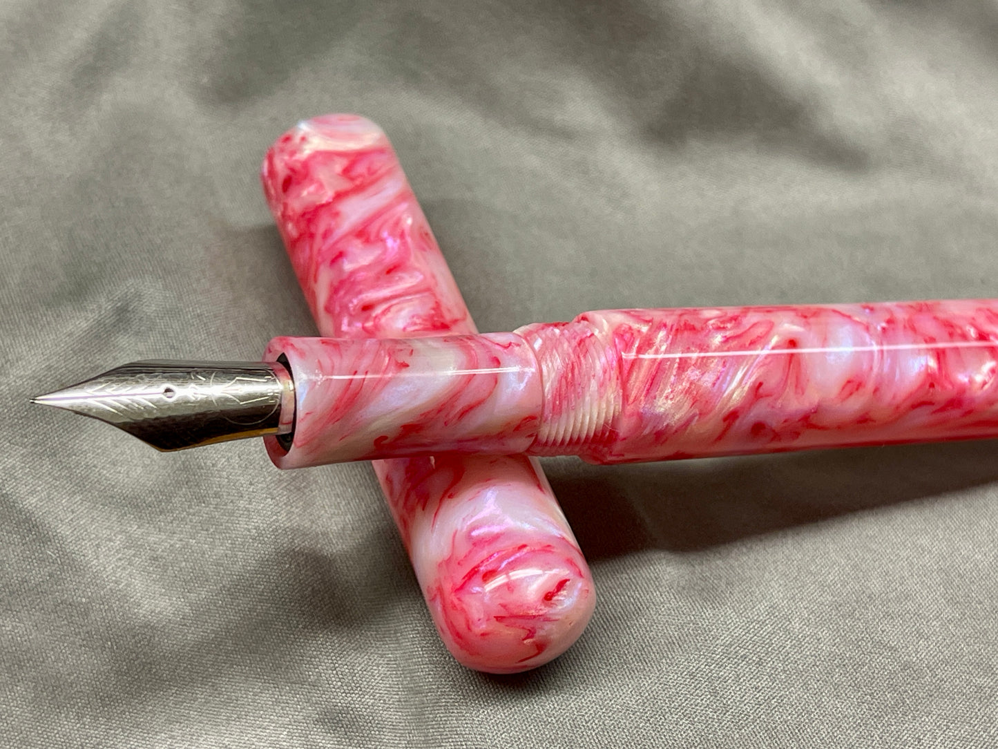 Z - Pink Abalone Fountain Pen (Darlene)